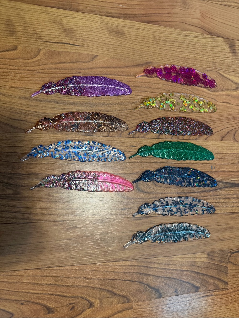 11 resin feather bookmarks